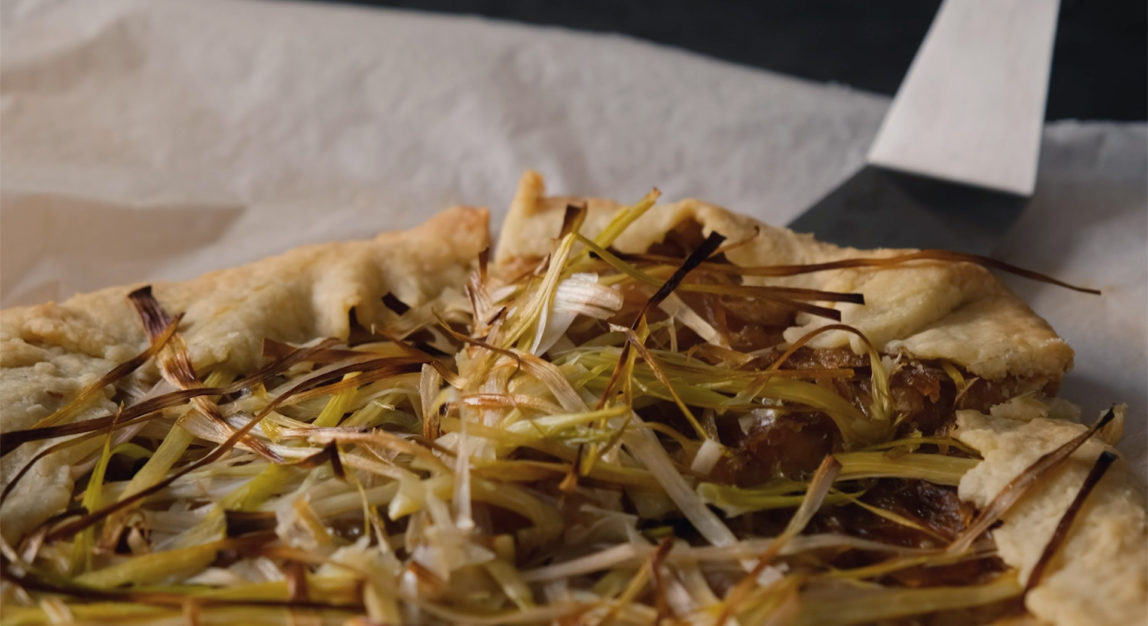 Galette de cebola e alho francês