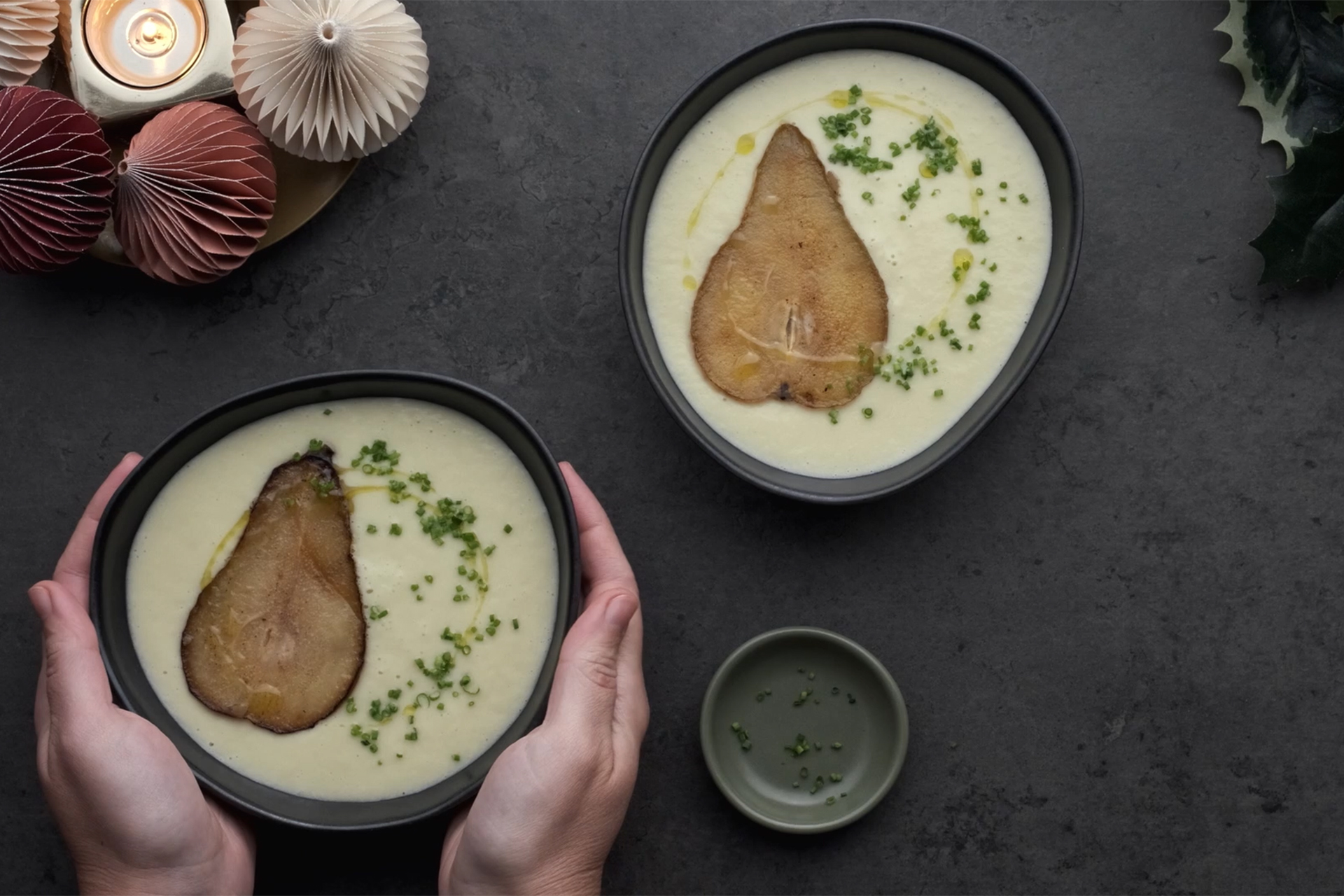 Leek and pear detox soup