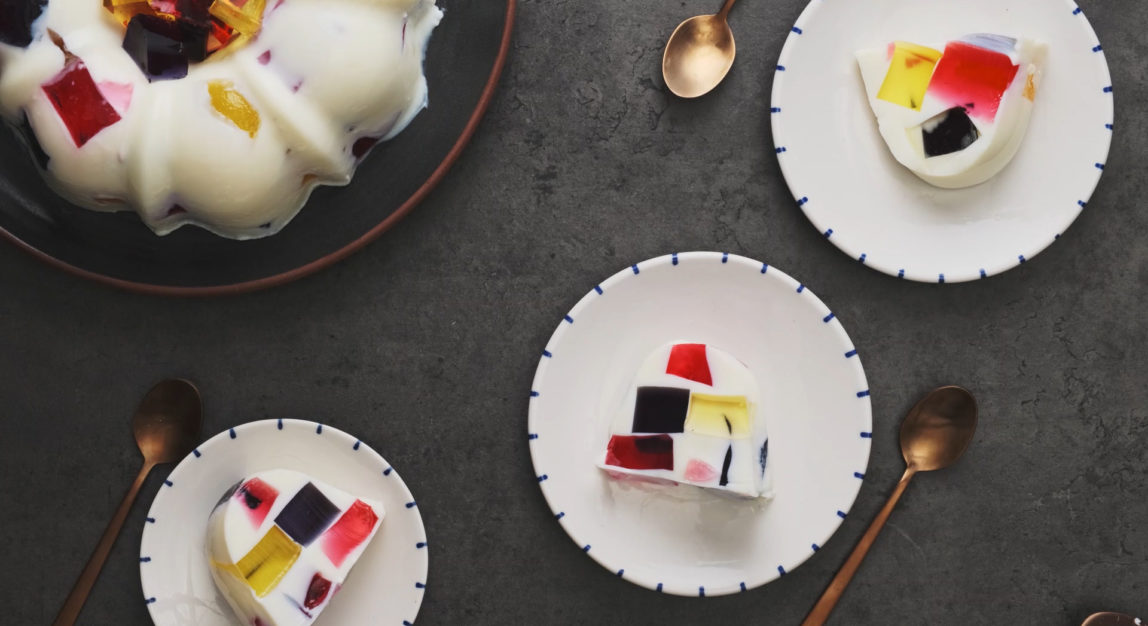 Cooking lovers Gelatina mosaico con leche condensada