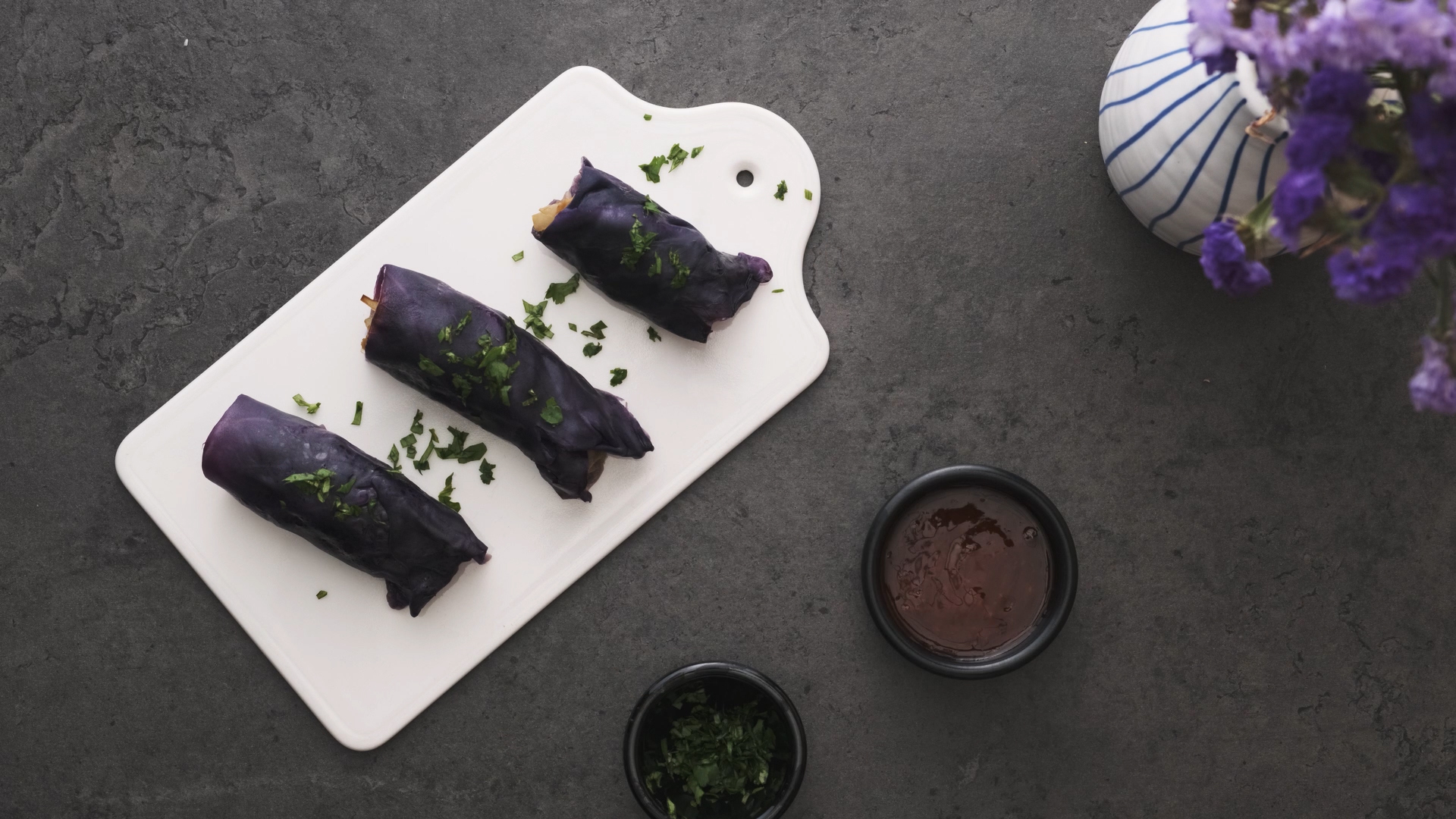 Vegetable rolls with red cabbage Asian style