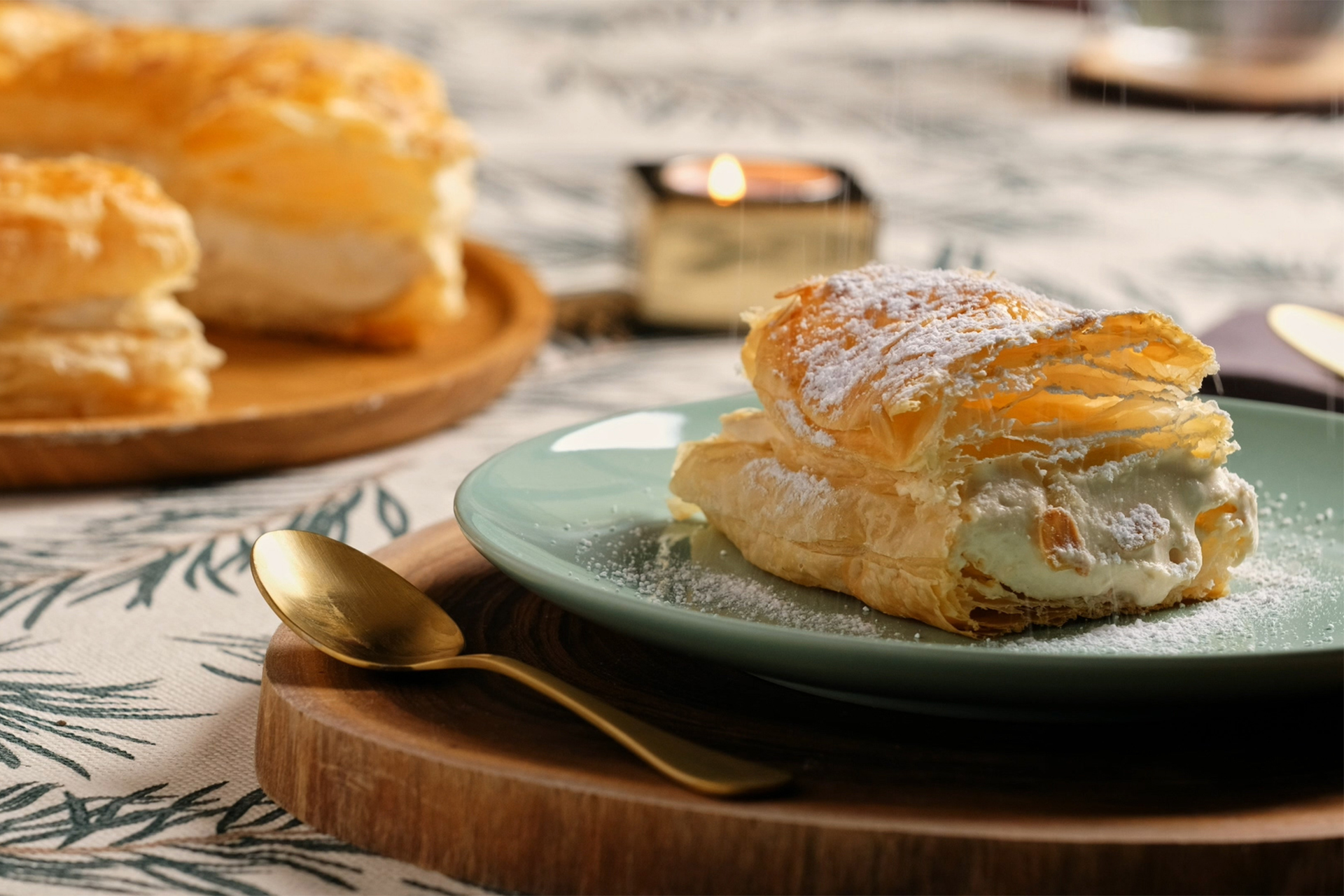 3 Kings' puff pastry cake with nougat