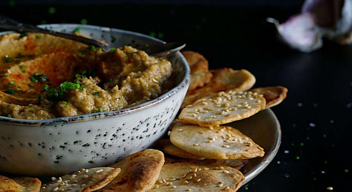 Baba ganoush with zucchini and peanuts