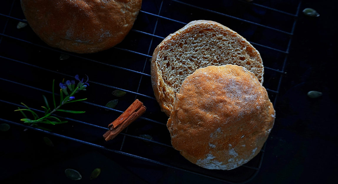 Pumpkin bread 