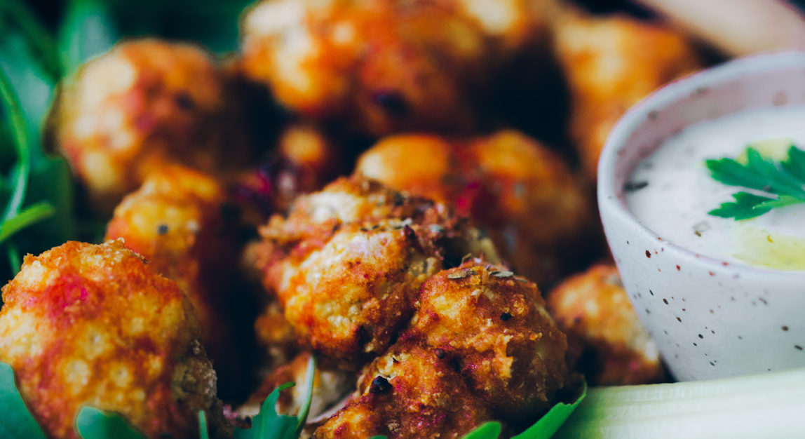 Buffalo wings style cauliflower