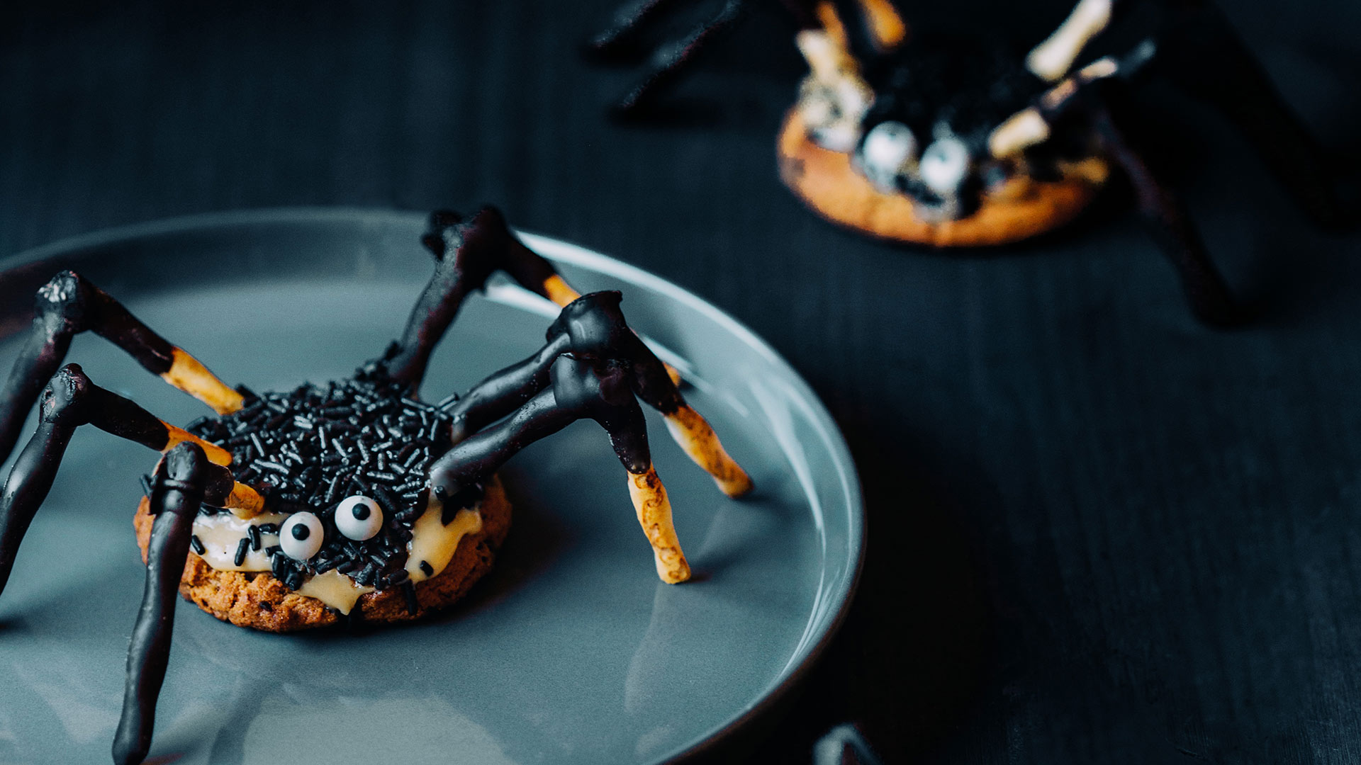 Tarantula cookies