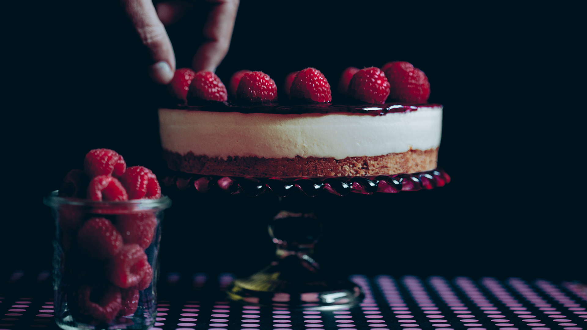 Vegan cheesecake American Retro style