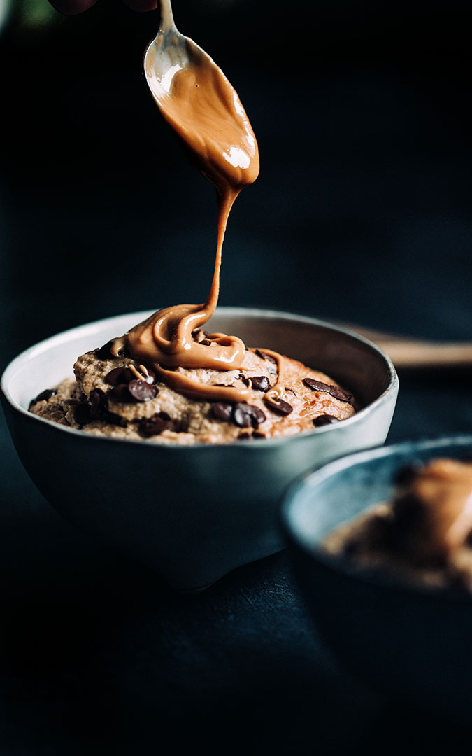 Cooked oatmeal with chocolate and peanut butter | Cooking Lovers