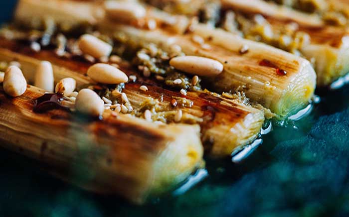 Leeks cooked in the oven as a vegan Christmas starter