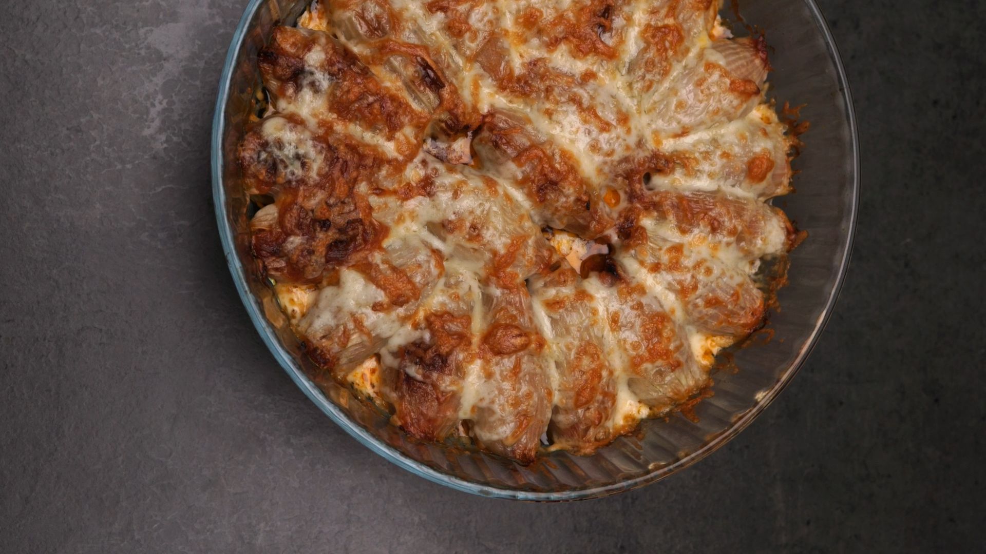 Cebollas boloñesa gratinadas al horno